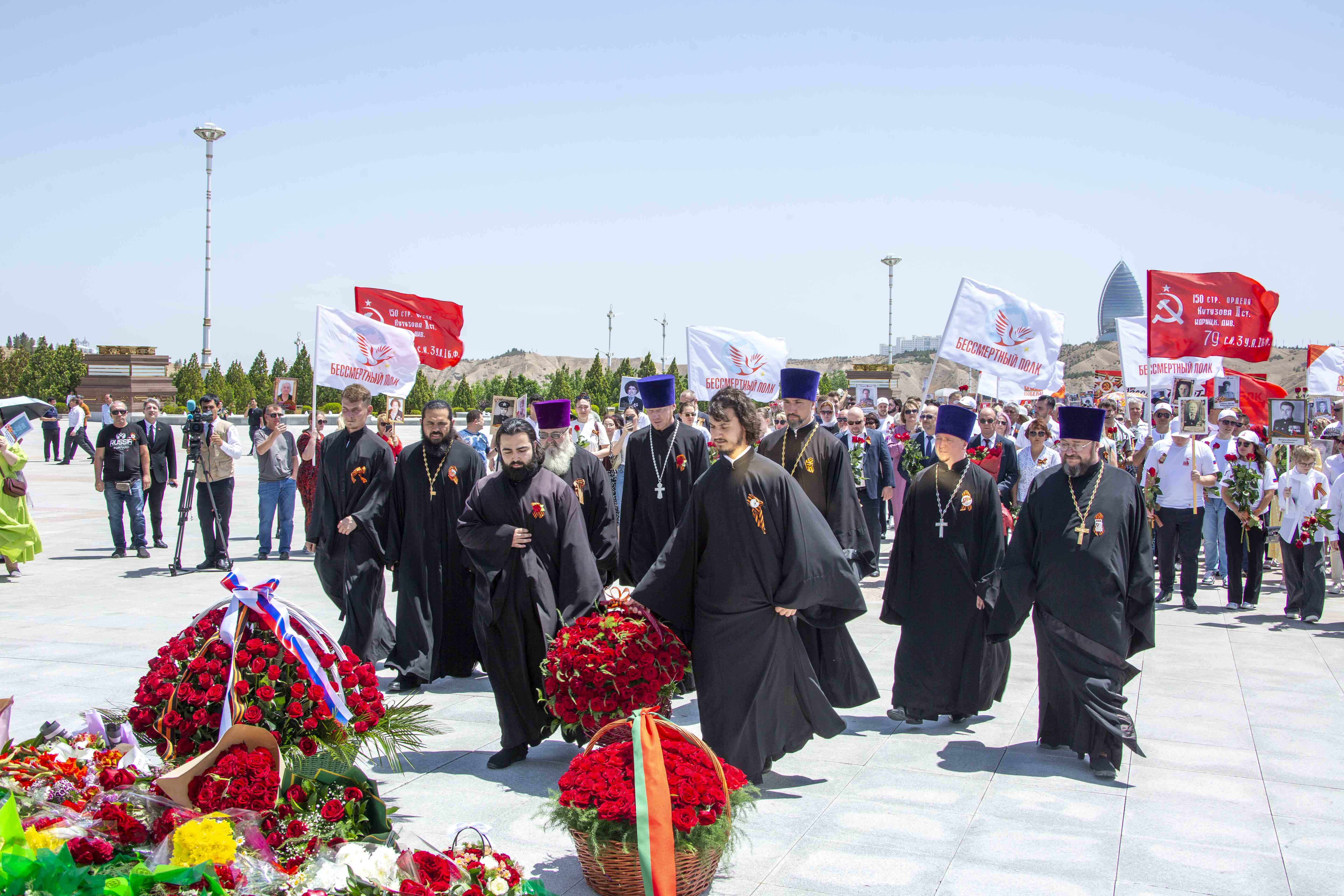 У мемориального комплекса «Народная память» прошла акция «Бессмертный полк»